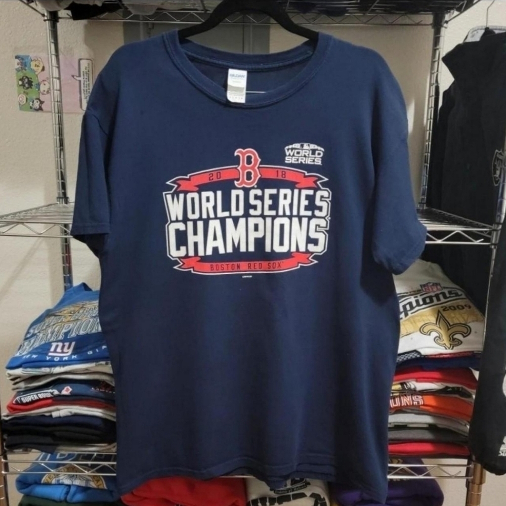 Boston Red Sox Men's Size L Black 2018 Championship t-shirt